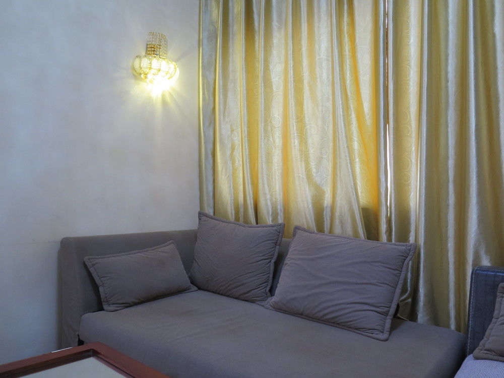 Dumaguete City Hotel Essencia מראה חיצוני תמונה