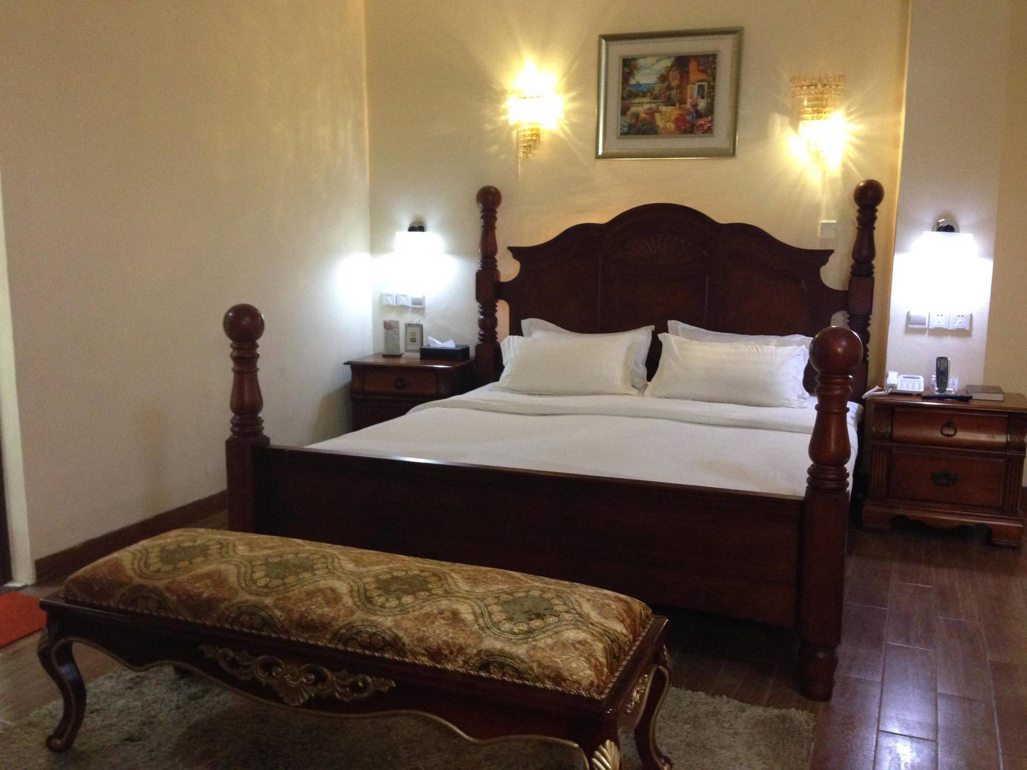 Dumaguete City Hotel Essencia מראה חיצוני תמונה