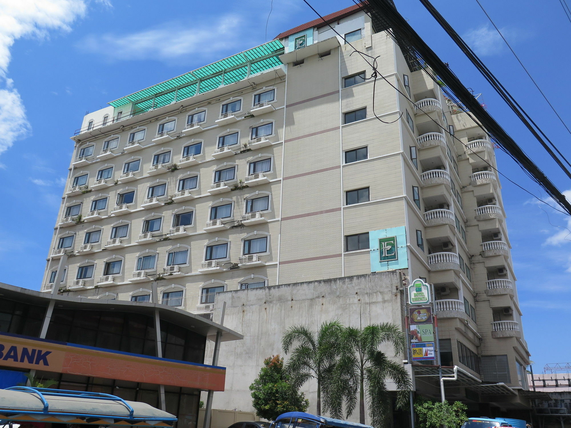 Dumaguete City Hotel Essencia מראה חיצוני תמונה
