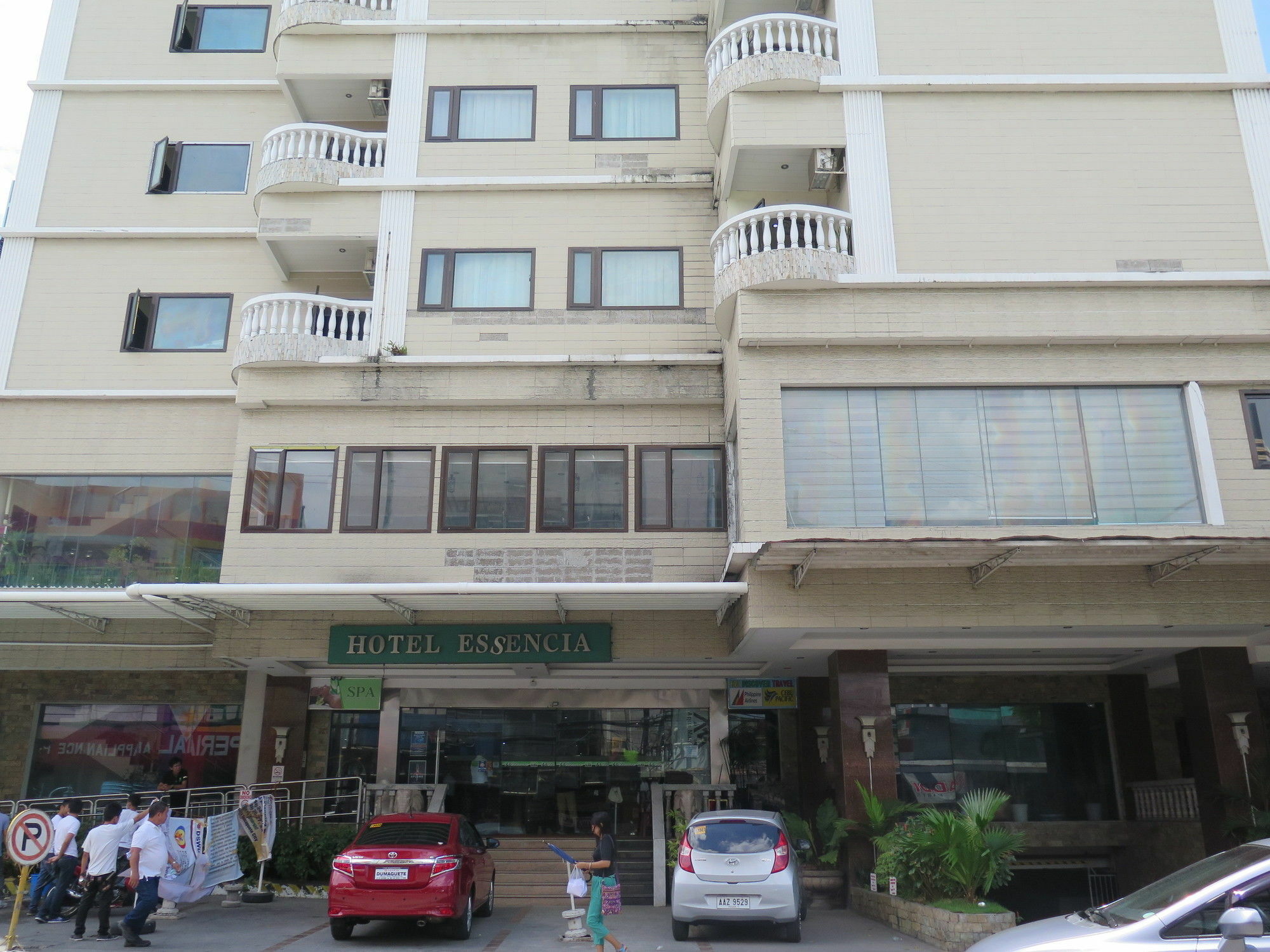 Dumaguete City Hotel Essencia מראה חיצוני תמונה